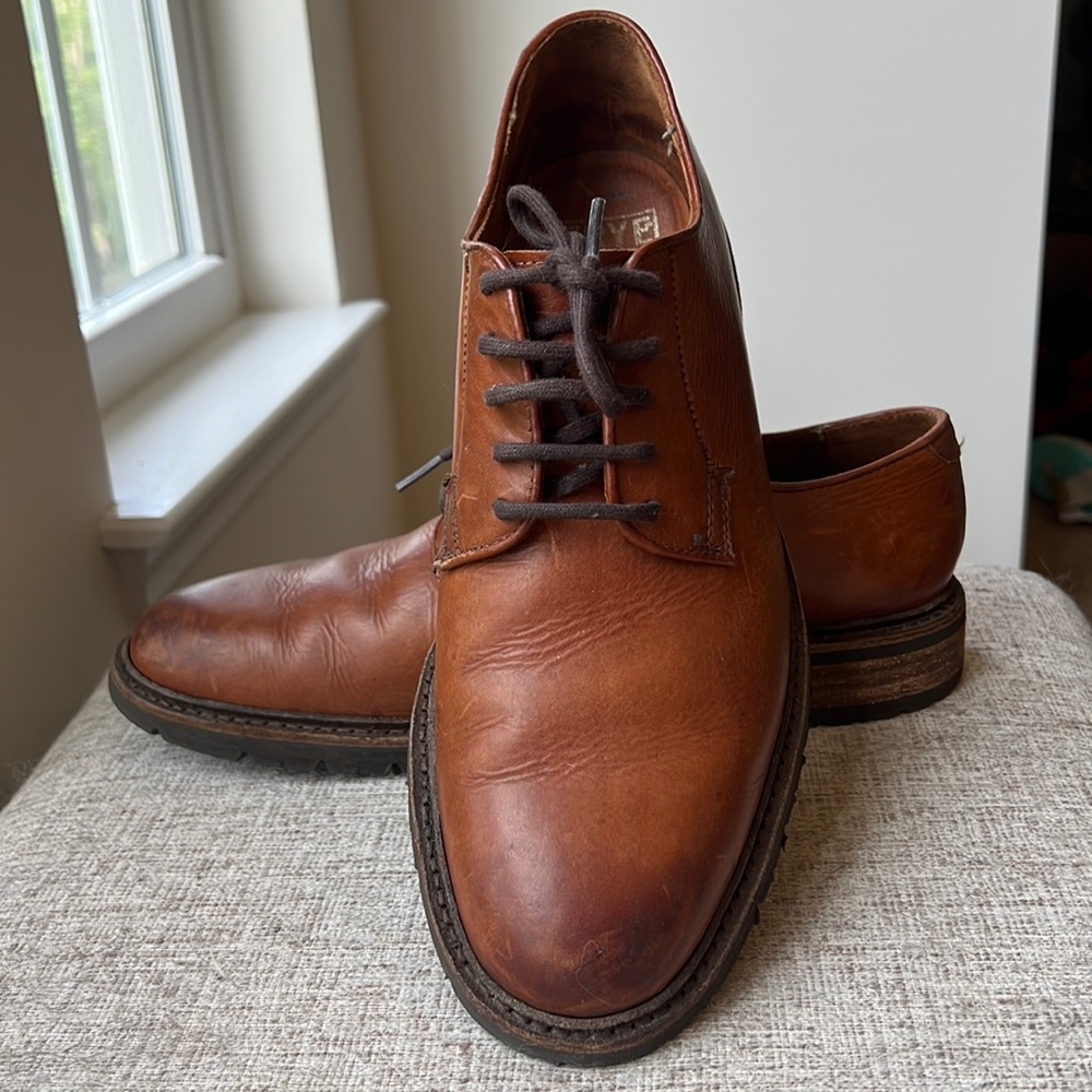Frye Men’s Brown Shoe, Size 9 1/2 D